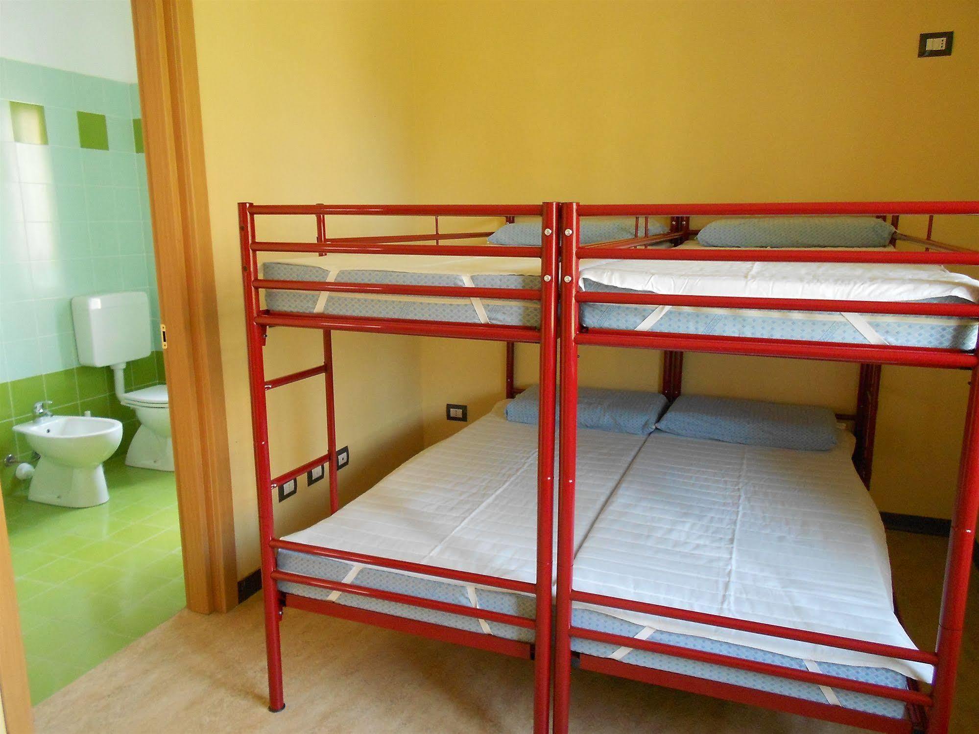 Ostello Di Saronno - Malpensa Hostel Dış mekan fotoğraf